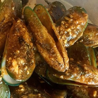 Charbroiled Mussels